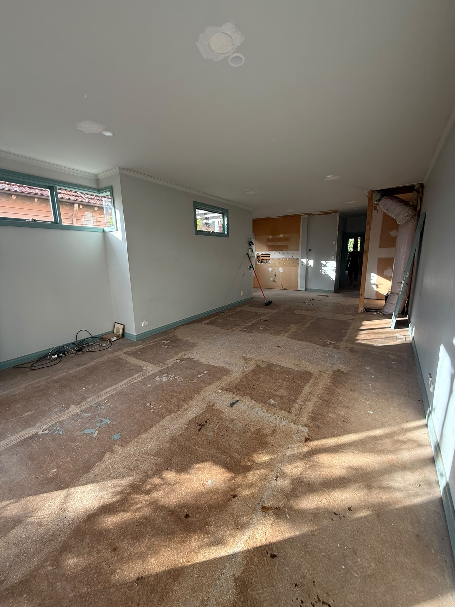 Kew Full-House Strip-Out — 10